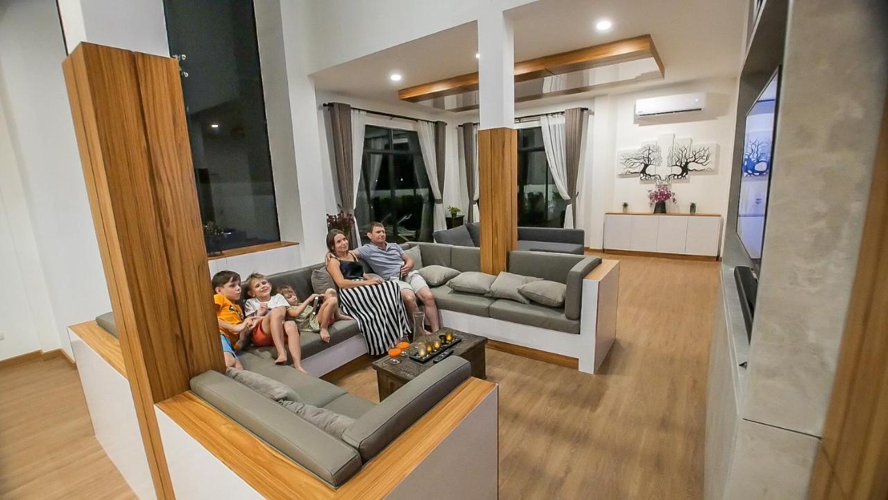 Happy Family Villa Phuket ภายนอก รูปภาพ